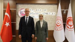 Bakan G&ouml;ktaş, KKTC &Ccedil;alışma ve Sosyal G&uuml;venlik Bakanı Hasipoğlu ile g&ouml;r&uuml;şt&uuml;