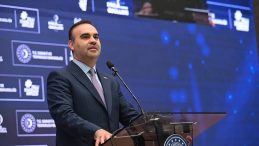 Bakan Kacır: Türkiye ekonomisi 20 çeyrektir kesintisiz büyüyor