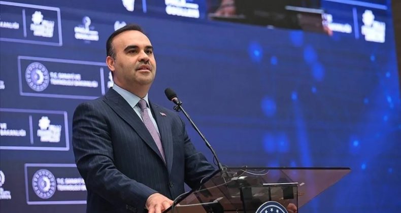 Bakan Kacır: Türkiye ekonomisi 20 çeyrektir kesintisiz büyüyor