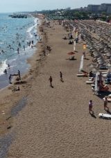 Bakan Mehmet Nuri Ersoy Duyurdu! Antalya, Ziyaret&ccedil;i Rekoru Kırdı: Tam 2 Milyon 216 Bin 554 Turisti Ağırladı!