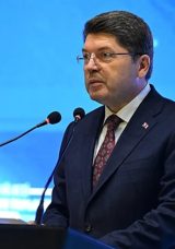Bakan Tun&ccedil;'tan Kahramanmaraş'ta deprem sonrası ceza soruşturmaları s&uuml;re&ccedil;leriyle ilgili a&ccedil;ıklama
