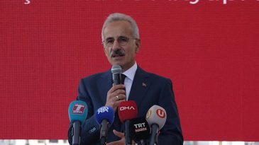 Bakan Uraloğlu: 4,7 Milyon Kullanıcının T&uuml;m Bilgileri Yurt Dışına Aktarıldı