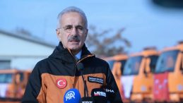 Bakan Uraloğlu açıkladı: Karla mücadeleye 2,2 milyar liralık araç desteği