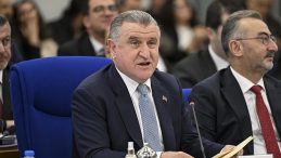 Bakan’dan kritik sözler!