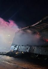 Balıkesir'de Seyir Halindeki TIR Alev Alev Yandı