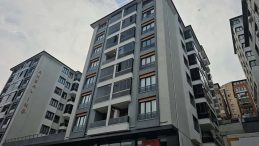 Balkondan D&uuml;şen Gazeteci Aykut K&uuml;&ccedil;&uuml;kkaya'nın Annesi Hayatını Kaybetti