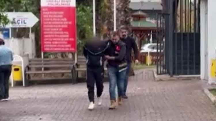 Barışmak İ&ccedil;in Buluştuğu Husumetlisiyle &Ccedil;atıştı, Cinayete Kurban Gitti