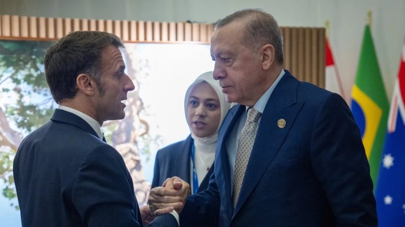 Başkan Erdoğan, Fransa Cumhurbaşkanı Macron ile Önemli Bir Görüşme Gerçekleştirdi