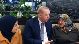 Başkan Erdoğan, Kafede Vatandaşlarla Bir Araya Geldi