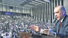 Başkan Erdoğan'dan Özgür Özel'e Sert Yanıt: "Ağzından Çıkana Kulak Asmayan Zavallı"