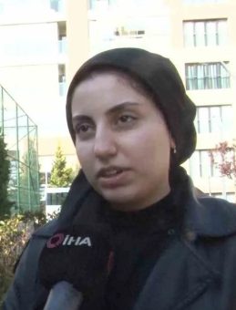 Başörtülü üniversite öğrencisine hocasından ağza alınmayacak hakaretler: Temizlikçiye benziyorsun, açılmana yardımcı olabilirim