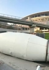 Beton Mikseri Virajda Kontrol&uuml; Kaybederek Servis Minib&uuml;s&uuml;ne &Ccedil;arptı