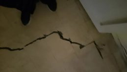 Beykoz'da İki Bina Çatlaklarla Mühürlendi