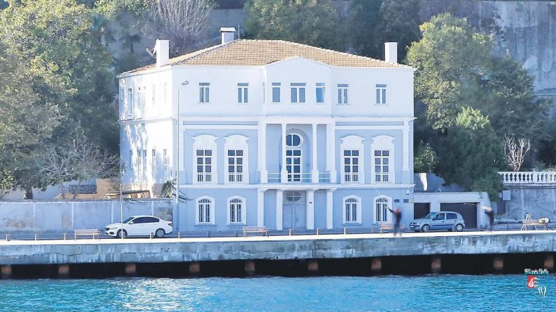 Boğaz’daki 200 Yıllık Yalı Mirasçılarına Geçti