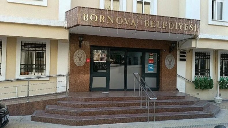 Bornova'da Satışlar Başladı