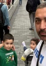 B&ouml;cek Ailesinin Almanya'daki Evlerinin &Ouml;n&uuml; Oyuncakla Doldu: "Sizi Asla Unutmayacağız"