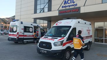 Burdur'da Okul &Ccedil;ıkışı Parkta Şiddet Olayı