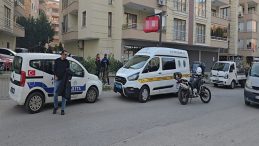 Bursa'da Dehşet Verici Olay: Eski Eşini İş Yerinde Bıçakladı, Ardından Polisi Arayarak Teslim Oldu!