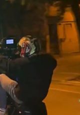 Bursa'da Tek Teker &Uuml;zerinde Tehlikeli Yolculuk: Trafik Magandası Kamerada!