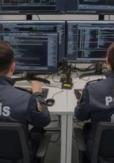 Bursa'da Yasadışı Bahis Operasyonu: 427 Milyon Lira Değerinde Bahis &Ccedil;etesi &Ccedil;&ouml;kertildi!