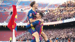 Camp Nou'ya Muhteşem D&ouml;n&uuml;ş