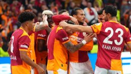 CANLI | Galatasaray'ın konuğu Gen&ccedil;lerbirliği! Okan Buruk'tan s&uuml;rpriz kadro tercihi&hellip;