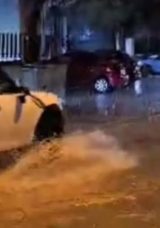 &Ccedil;anakkale'de Sağanak Yağış Hayatı Olumsuz Etkiledi