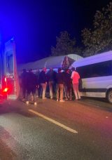 İş&ccedil;i Servisi TIRA &Ccedil;arptı: 9 Yaralı