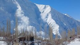 Çığ Faciası: Yalung Ri Dağı'nda 7 Kişi Hayatını Kaybetti