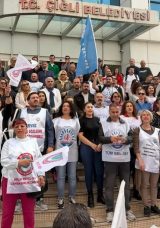 &Ccedil;iğli&rsquo;de Gerginlik Devam Ediyor: Memurlar İş Bıraktı