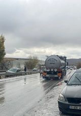 &Ccedil;orum&rsquo;da Dolu Yağışı Kazaya Neden Oldu: 10 Yaralı!