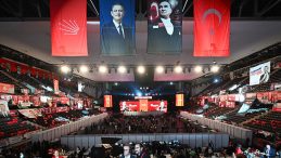 CHP 39. Olağan Kurultayı &Uuml;&ccedil;&uuml;nc&uuml; G&uuml;ne Ge&ccedil;ti