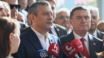 CHP Genel Başkanı &Ouml;zel: Belediye başkanlarımızın sonuna kadar arkasındayız