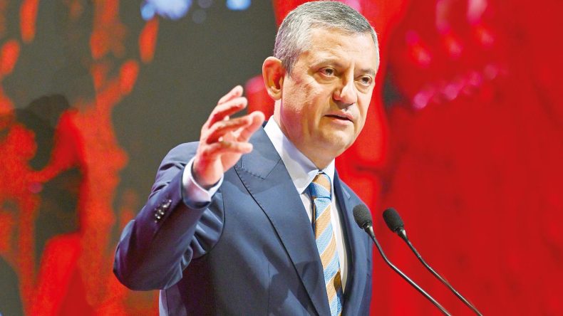 CHP'de Kurultay Hazırlıkları Başladı… &Ouml;zg&uuml;r &Ouml;zel'den 'Anahtar Liste' &Ccedil;alışmaları