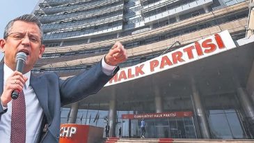 CHP&rsquo;de Tartışmalar S&uuml;r&uuml;yor
