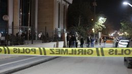 Cizre'de Adliye Önünde Silahlı Saldırı: 1 Kişi Hayatını Kaybetti