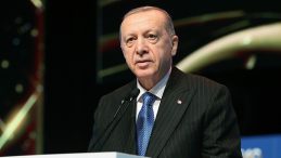 Cumhurbaşkanı Erdoğan: Karabağ zaferi tarihe şeref nişanesi olarak altın harflerle yazıldı
