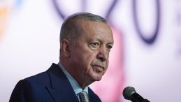 Cumhurbaşkanı Erdoğan: Kılı&ccedil;daroğlu, koyunlarında besledikleri yılandan rahatsız olup isyan etmiş