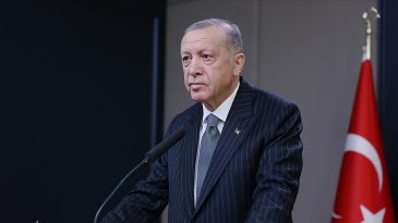 Cumhurbaşkanı Erdoğan &Ouml;ğretmen Atama Programı'nda konuşuyor