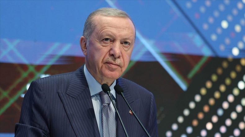 Cumhurbaşkanı Erdoğan'dan önemli açıklamalar
