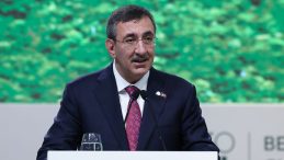 Cumhurbaşkanı Yardımcısı Yılmaz: T&uuml;rkiye, COP31'e Ev Sahipliği Adaylığını Duyurdu