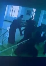 Damar Yolu Tartışması Giderek Şiddetlendi: İki Sağlık &Ccedil;alışanı Darbe Aldı