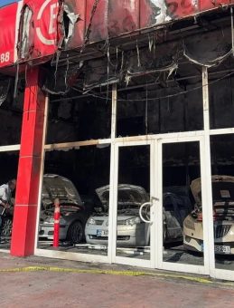 Denizli'de Oto Galeri Kundaklandı | Dikkat Çeken 'İntikam' Detayı: Meğer Ortağı Cinayetten Tutuklanmış!