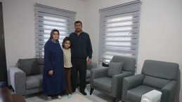 Depremzede vatandaş yuvasına kavuştu: Hayallerimizin ötesinde