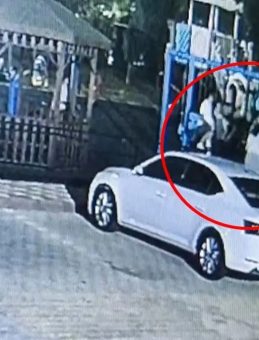 Diyarbakır'da parkta korkutucu anlar: Oğluna tepki gösteren babaya silah çekildi!