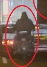 Diyarbakır'da Şaşırtıcı Olay: Hareket Halindeki TIR'dan Koyun &Ccedil;aldılar!