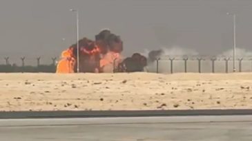 Dubai Hava G&ouml;sterisi'nde Hindistan'a Ait Savaş U&ccedil;ağı D&uuml;şt&uuml;: Pilot Hayatını Kaybetti