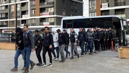 Edirne Merkezli &Uuml;&ccedil; İlde Yasa Dışı Bahis Operasyonu: 13 Ş&uuml;pheli Adliyeye Sevk Edildi!