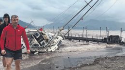 Ege B&ouml;lgesi'nde Şiddetli Yağışlar Etkili Oldu