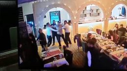 Eğlence Mekanında Garsonla Tartışıp Ateş Açtılar!